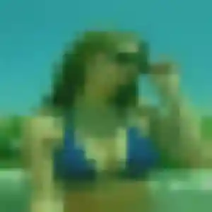 Delphine, 29 ans, en ligne à Saint-Broladre pour un plan cul
