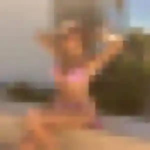 Rejoins Blandine, 22 ans à Saint-Christoly-de-Blaye en privé