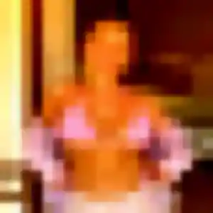 Rejoins Martine, 32 ans à Saint-Étienne-en-Bresse en privé