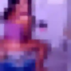 Sixtine, 31 ans, dispo pour plan cul à Saint-Frégant