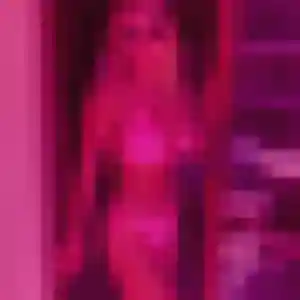 Coralie, fille de 34 ans veut plan cul à Saint-Georges-de-Noisné