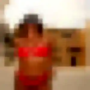 Djamila, 30 ans, disponible à Saint-Gervais pour une rencontre coquine