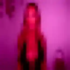 Charmante Natacha, 22 ans à Saint-Jacques-de-Néhou - voir sa photo