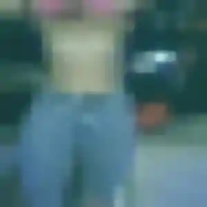 Corinne (27 ans) à Saint-Jean-de-Beugné cherche une rencontre ce soir