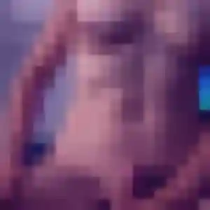 Elena, 24 ans, dispo pour plan cul à Saint-Julien-de-Cassagnas