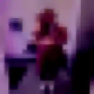 Photo sexy de Marilou, 35 ans à Saint-Julien-de-Coppel - plan discret