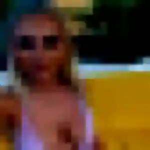 Photo de Djamila à Saint-Laurent-de-Mure (24 ans) - plan cul discret