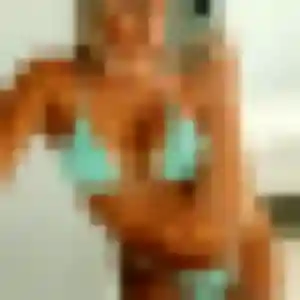 Vinciane, 37 ans, connectée à Saint-Laurent-Nouan pour une rencontre coquine
