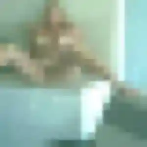 plan cul à Saint-M'Hervé : photo de Flavia, 32 ans - accès libre