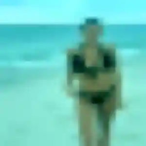 Photo sexy de Eugenie, 32 ans à Saint-Martin-de-Bréthencourt - plan discret
