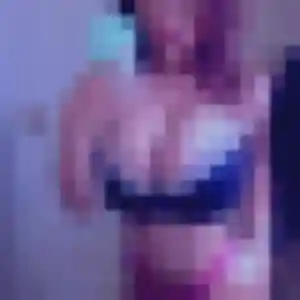Rencontre Renee, 24 ans à Saint-Martin-des-Bois gratuitement