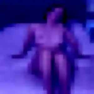 Coralie, fille de 35 ans cherche plan cul à Saint-Martin-du-Frêne