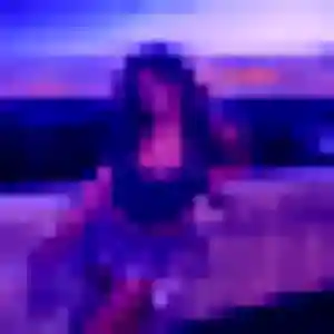Photo exclusive de Faustine, 25 ans à Saint-Maximin-la-Sainte-Baume - plan discret