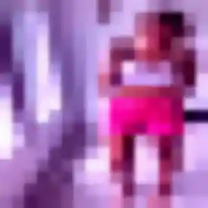 Sabrina, 28 ans, cherche un plan cul à Saint-Ouen-de-Mimbré
