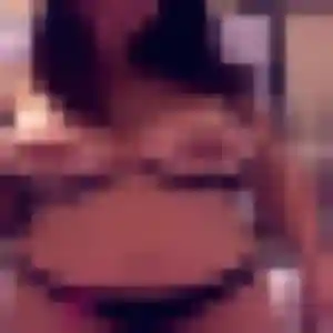 Elise, 41 ans, dispo pour plan cul à Saint-Rémy