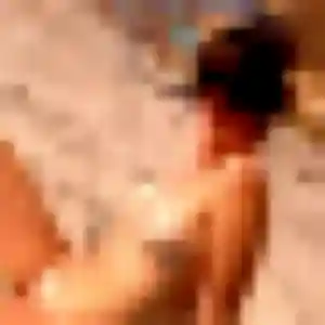 Marion, 28 ans, en ligne à Saint-Romain-Lachalm pour une rencontre coquine