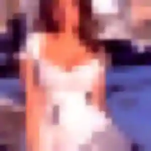 Emma, femme de 27 ans cherche plan cul à Saint-Saturnin-lès-Avignon