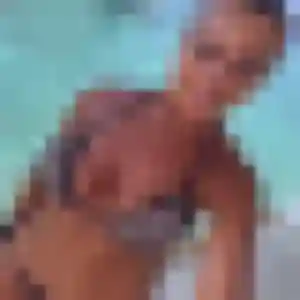 Photo de Oriane à Saint-Sébastien-de-Morsent (25 ans) - plan cul discret