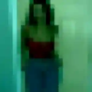 Photo de Kim à Saint-Sulpice-et-Cameyrac (24 ans) - plan cul discret