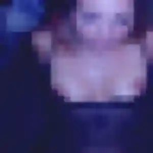 Belle Valentina, 25 ans à Saint-Symphorien - la contacter