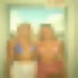 Photo de Yasmina à Saint-Urbain (27 ans) - plan cul discret