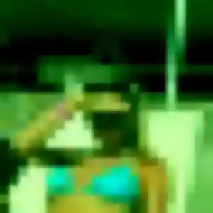 Suzanne, 36 ans, en ligne à Saint-Yan pour un plan cul