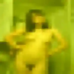 Photo de Albertine à Saint-Yrieix-sur-Charente (37 ans) - plan cul discret