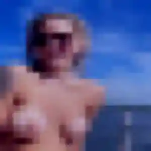 Charmante Delice, 44 ans à Sainte-Colombe - voir sa photo
