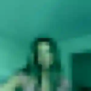 Photo de Alienor à Sainte-Colombe-la-Commanderie (43 ans) - plan cul discret
