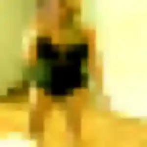 Aurore, 22 ans, disponible à Sainte-Euphémie pour une rencontre coquine