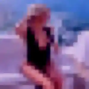 Sexy Blandine, 32 ans à Sales - découvrir son profil