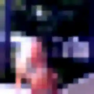 Zephyrine, 22 ans, connectée à Sales pour une rencontre coquine