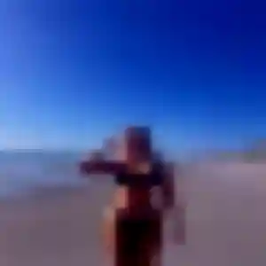 Elodie (23 ans) à Salignac cherche une rencontre rapidement