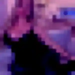 Lou-Anne, femme de 27 ans propose plan cul à Samois-sur-Seine