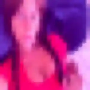 Découvre Coralie, 29 ans à Sartilly-Baie-Bocage en privé