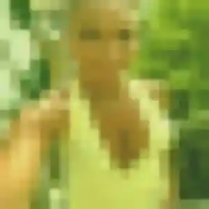 Photo de Capucine à Saulnières (25 ans) - plan cul anonyme