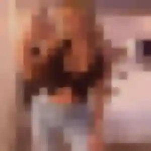 Profil de Veronique à Savigné-sur-Lathan (27 ans) - plan cul anonyme