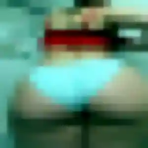 Anne-Charlotte, 26 ans, dispo pour plan cul à Selles-sur-Cher