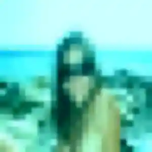 Djamila de Socx, 25 ans - plan cul discret
