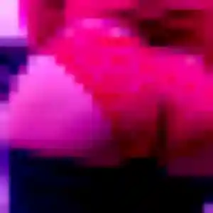 Photo exclusive de Garance, 25 ans à Solesmes - plan discret