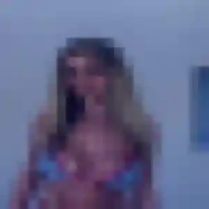 Cindy, 28 ans, dispo pour plan cul à Sommepy-Tahure