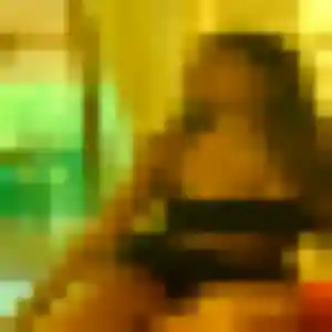 Photo de Berenice à Sours (33 ans) - plan cul discret