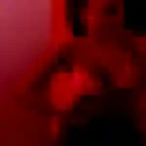 Zoe, 36 ans, en ligne à Souzy pour un plan cul