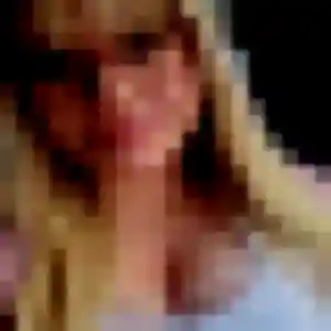 Barbara, 31 ans, en ligne à Soye-en-Septaine pour une rencontre coquine