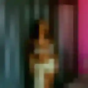 Contacte Perrine, 31 ans à Suèvres en privé