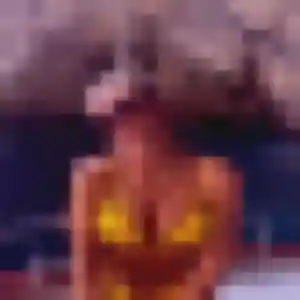Découvre Marie-Ange, 29 ans à Talmas en privé