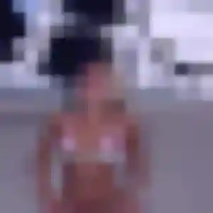 Charmante Karine, 33 ans à Tavernes - voir sa photo