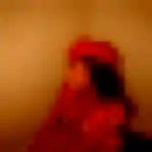Iris (28 ans) à Thaon propose un plan cul rapidement