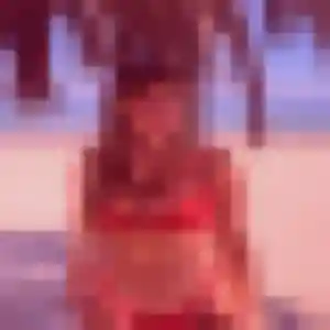 Charmante Azalee, 29 ans à Thiers-sur-Thève - voir sa photo