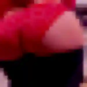 Rencontre Leila, 22 ans à Torcé-en-Vallée en privé